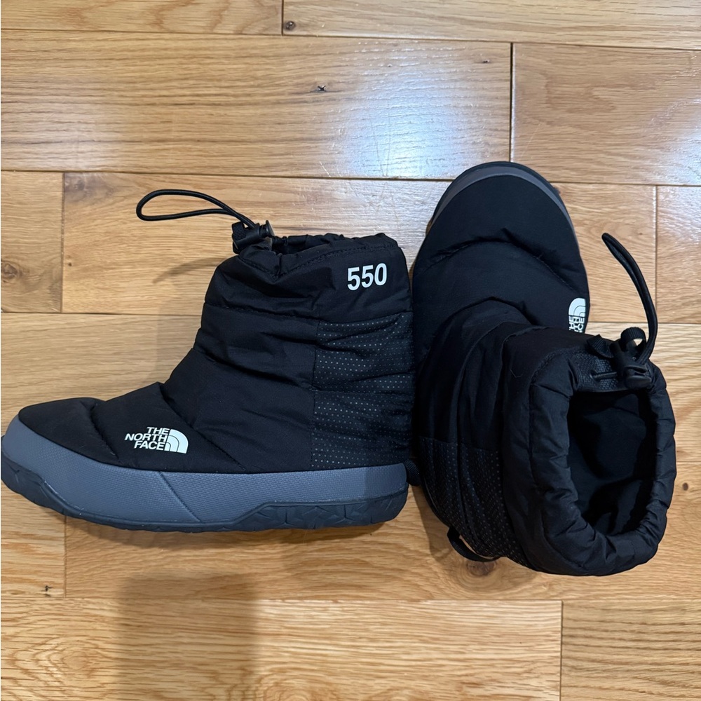The North Face Black Snow Boots Women’s 7